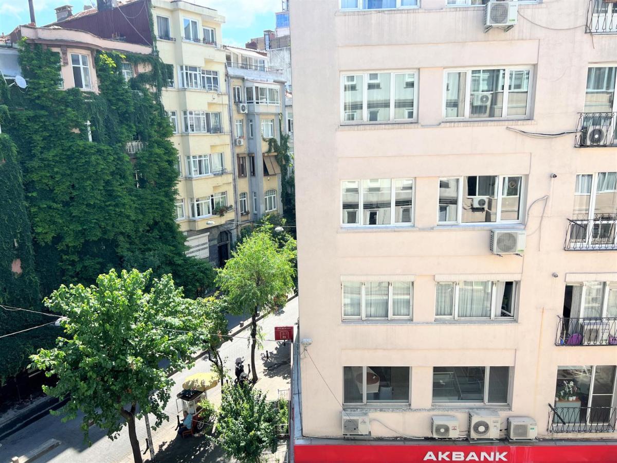 Wonder Homes- Cozy Flat, 2Br, Terrace, Cihangir, Frz3 Provincia di Provincia di Istanbul Esterno foto