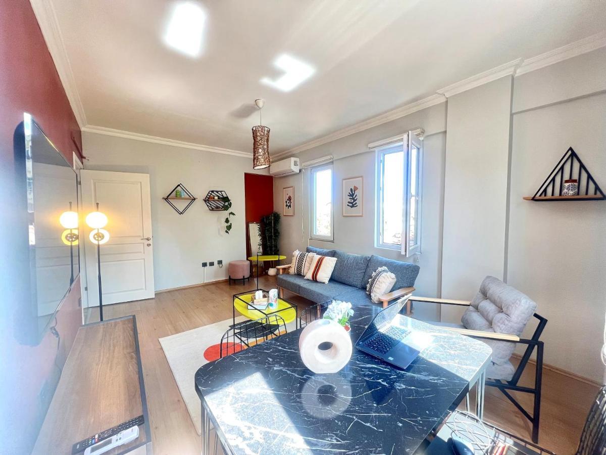 Wonder Homes- Cozy Flat, 2Br, Terrace, Cihangir, Frz3 Provincia di Provincia di Istanbul Esterno foto