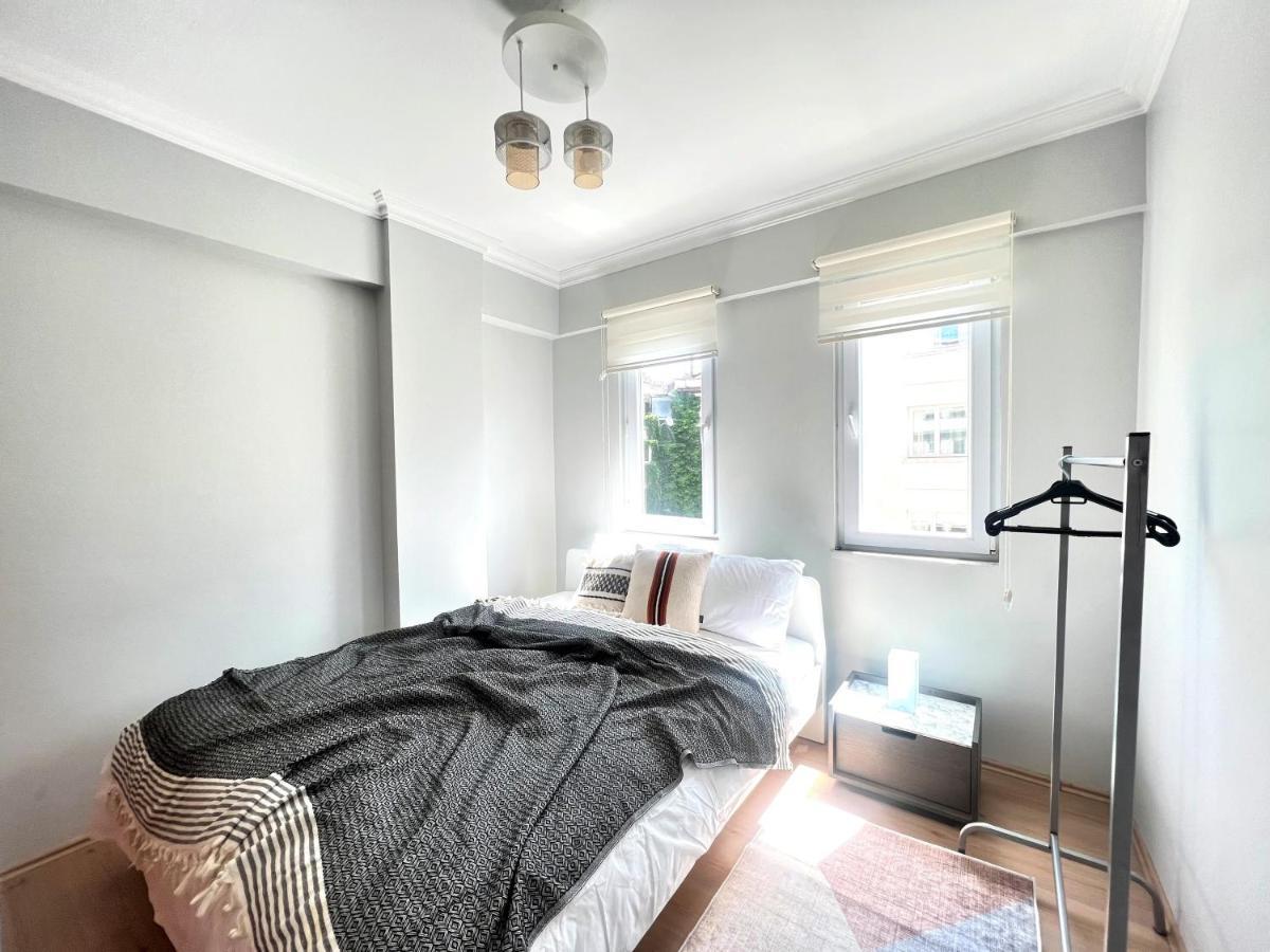Wonder Homes- Cozy Flat, 2Br, Terrace, Cihangir, Frz3 Provincia di Provincia di Istanbul Esterno foto